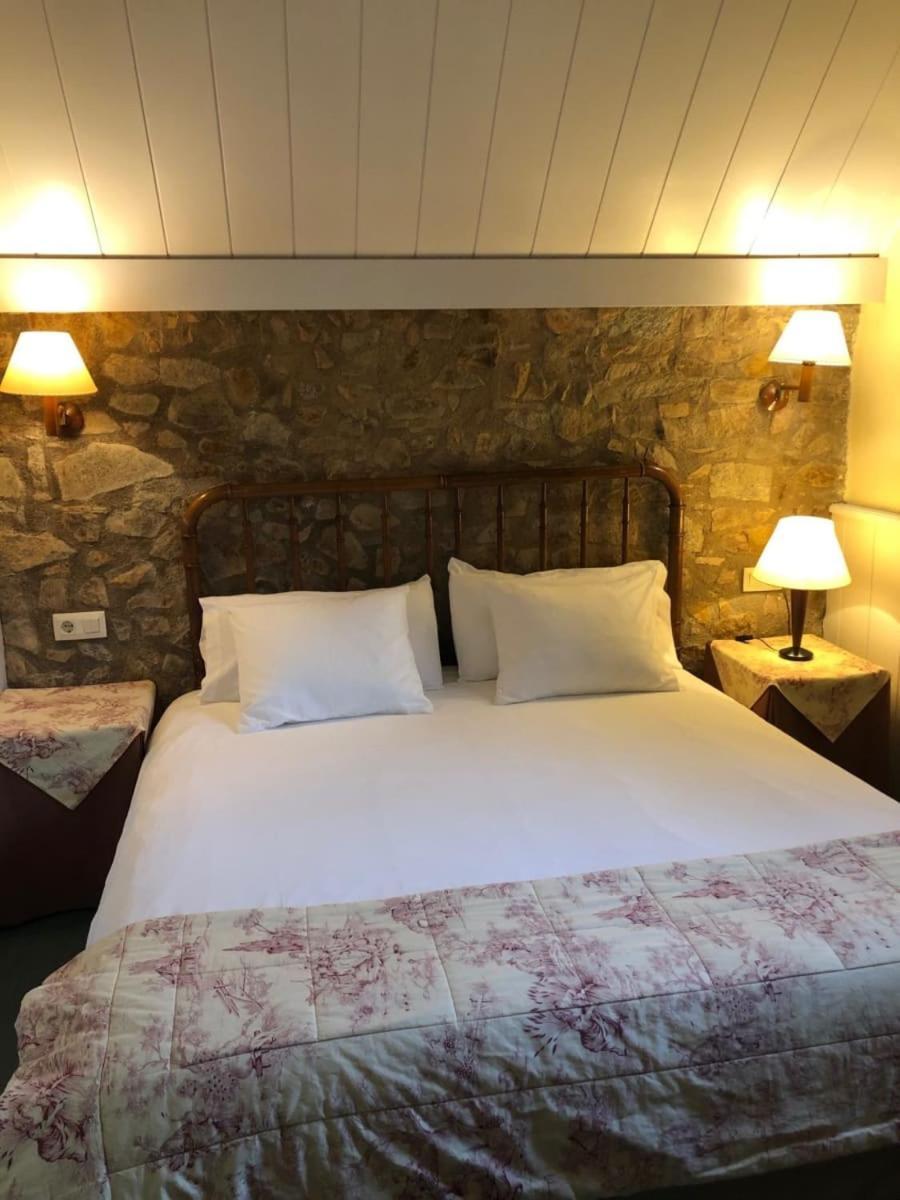 Hotel Xalet La Coromina วีลาเดรา ภายนอก รูปภาพ