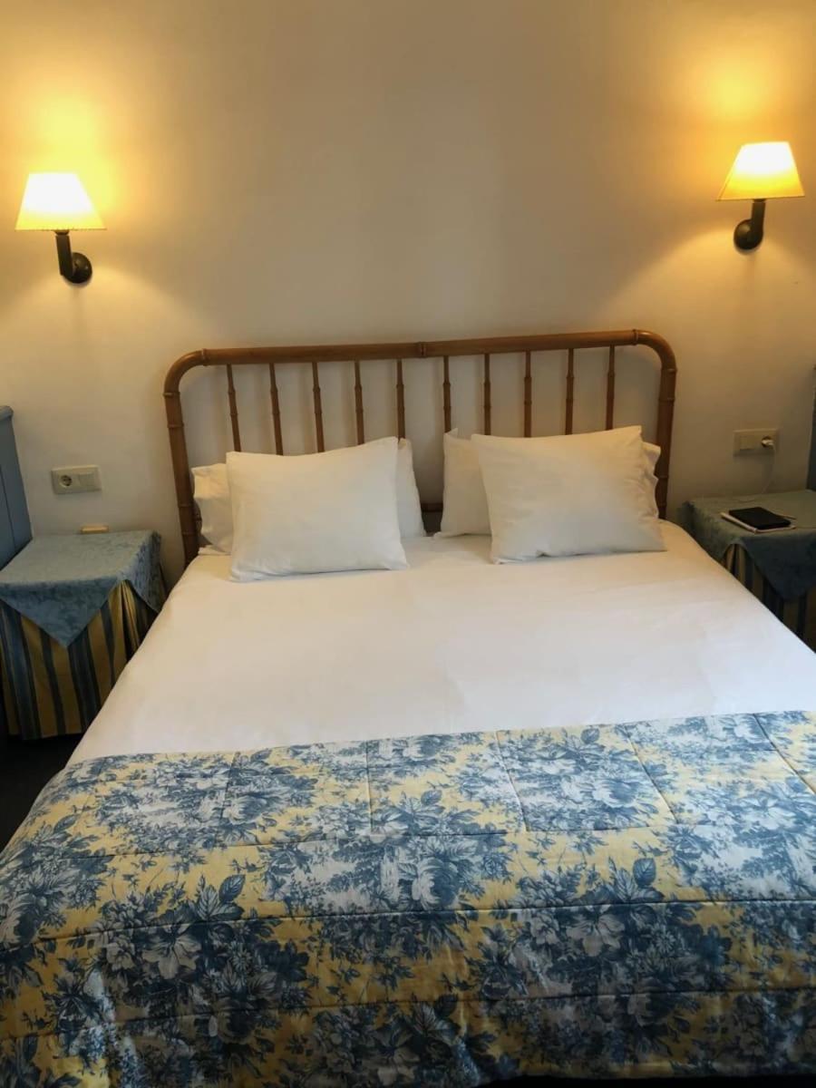 Hotel Xalet La Coromina วีลาเดรา ภายนอก รูปภาพ