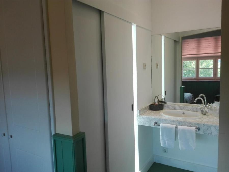 Hotel Xalet La Coromina วีลาเดรา ภายนอก รูปภาพ