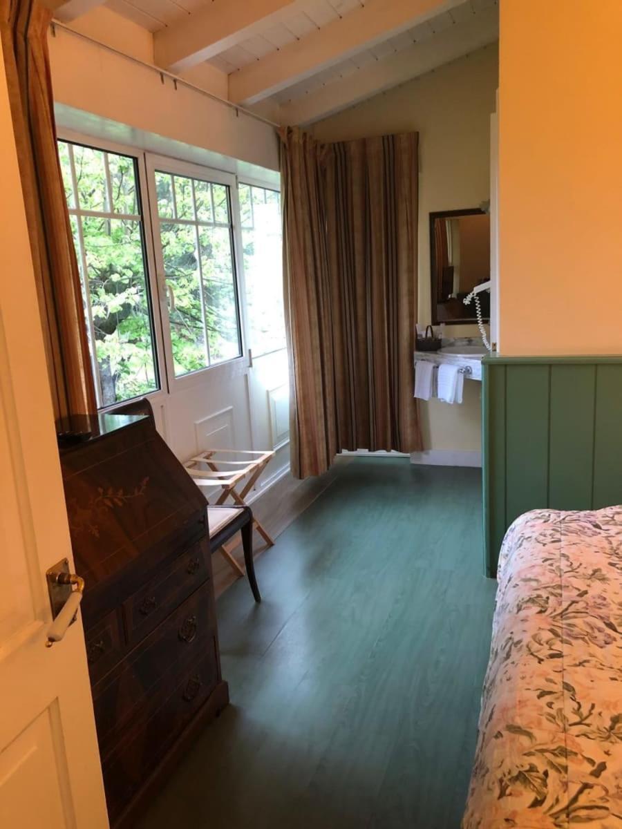 Hotel Xalet La Coromina วีลาเดรา ภายนอก รูปภาพ